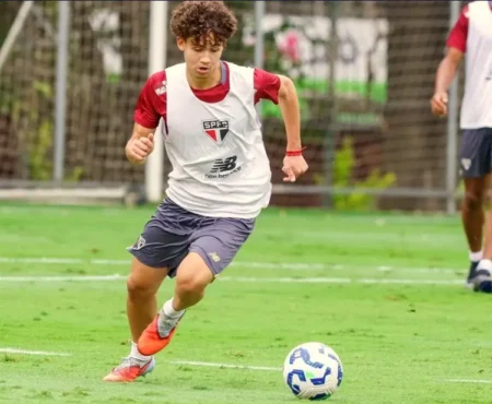 Jovem de 17 anos do São Paulo surge como opção para a seleção italiana