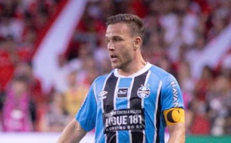 Juventus só libera Arthur Melo para o Grêmio em venda definitiva por R$ 47 milhões