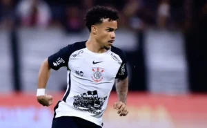 Kaio César continua como desfalque do Corinthians contra o Flamengo, e situação preocupa