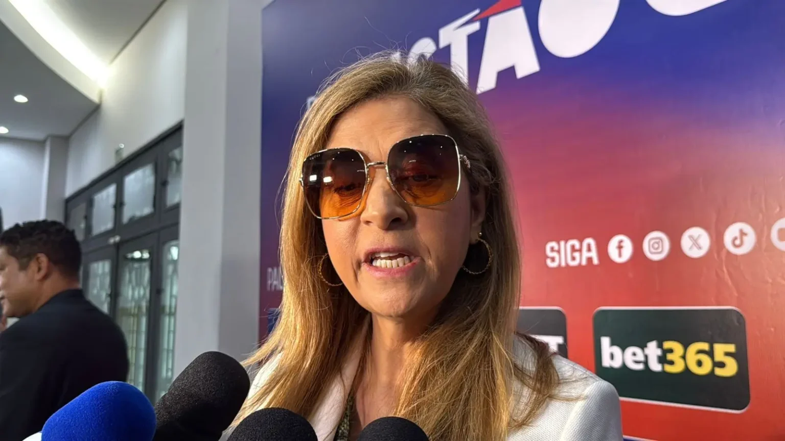 Leila Pereira, do Palmeiras, rebate reclamação do São Paulo: "Se fosse eu, me chamariam de histérica"