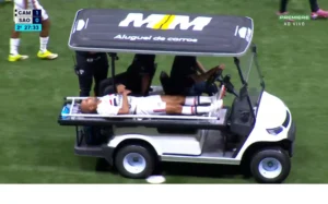 Lesão tira Lucas de jogo após promissor início no São Paulo