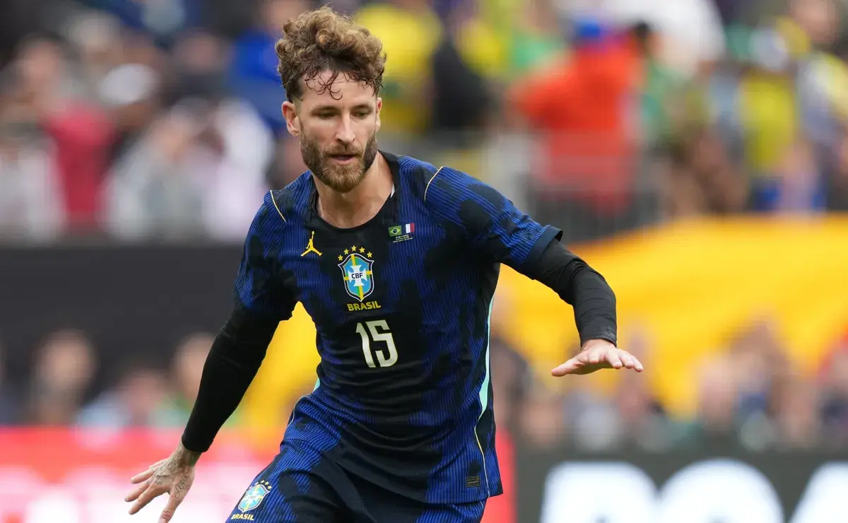 Léo Pereira explica gol de Mbappé em Brasil x França: “Ele é muito rápido” Léo Pereira explica gol de Mbappé em Brasil x França: “Ele é muito rápido”