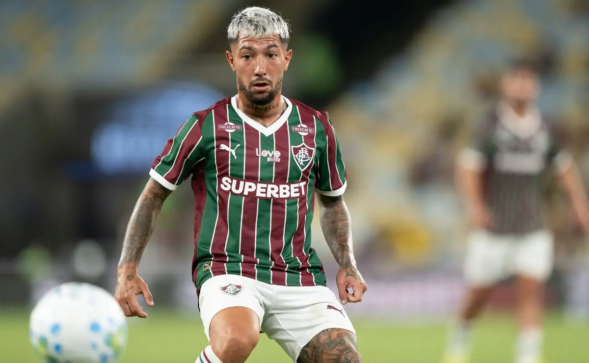 Lucho Acosta vislumbra parceria com Savarino no Fluminense: “Temos boa conexão quando jogamos juntos” Lucho Acosta vislumbra parceria com Savarino no Fluminense: “Temos boa conexão quando jogamos juntos”