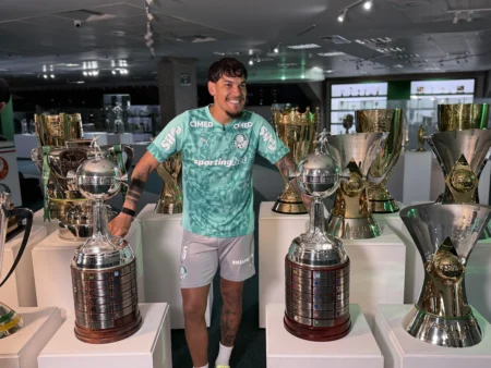 Maior campeão da história, Gómez recorda suas 13 taças e explica por que o Palmeiras é seu "lugar no mundo"