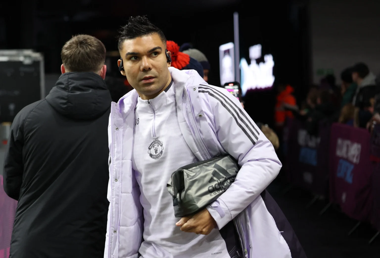 Manchester United mira quatro substitutos para Casemiro; confira os nomes Manchester United mira quatro substitutos para Casemiro; confira os nomes