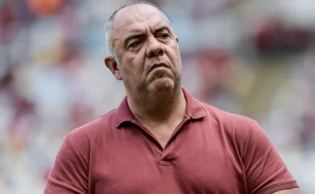 Marcos Braz valoriza atitude de Leonardo Jardim ao substituir Filipe Luís no Flamengo: “Tem que respeitar isso”
