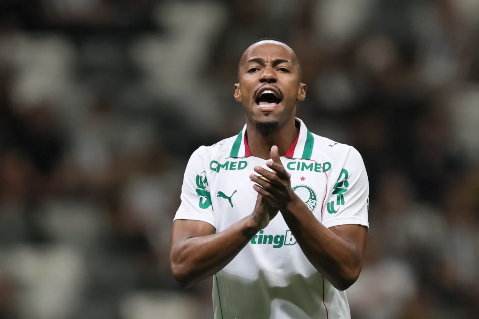 Marlon Freitas reavalia retorno ao Botafogo após polêmicas e aposta no Palmeiras como novo clube.
