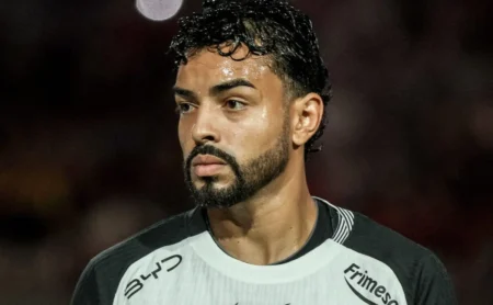 Matheus Bidu recebe críticas após declaração polêmica em derrota do Corinthians: "Abaixa tua bola"