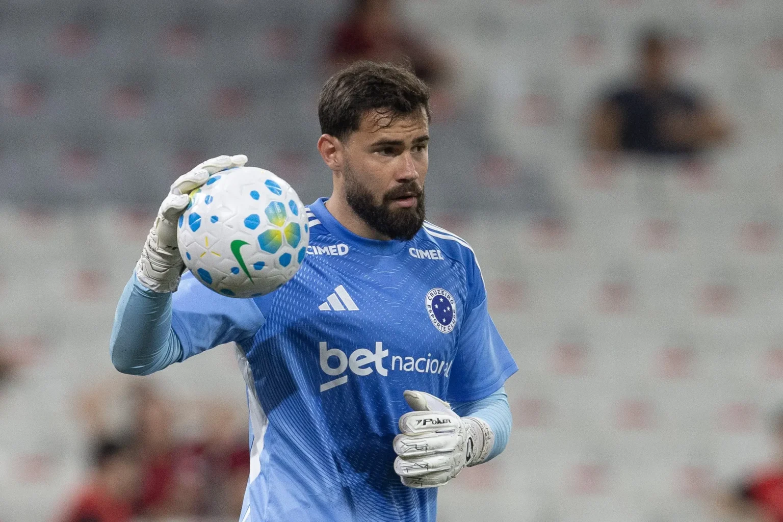 Matheus Cunha cobra mudança de postura no Cruzeiro e detalha recuperação de lesão