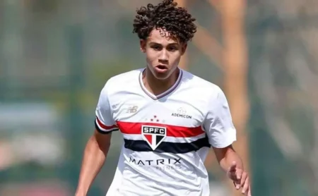 Meia Gustavo Zabarelli, destaque do São Paulo, desperta interesse de Barcelona, Milan e Porto