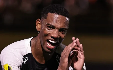 Milan eleva oferta e busca André por R$ 133 milhões, mas Corinthians resiste