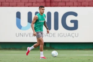 Millán: Zagueiro é o único reforço ainda sem estreia; Zubeldía explica utilização gradual