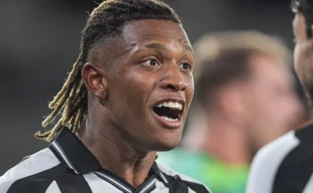 Negociação de Danilo com o Palmeiras é encerrada após pedido de R$ 151 milhões do Botafogo