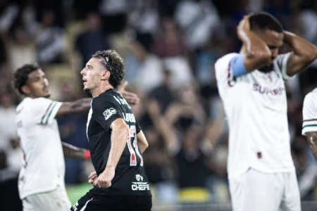 Nuno lamenta fase do Vasco e elogia Renato Gaúcho: "Dá espaço para diálogo"