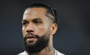 Otávio reavalia futuro no Fluminense, com Corinthians de olho em possível empréstimo