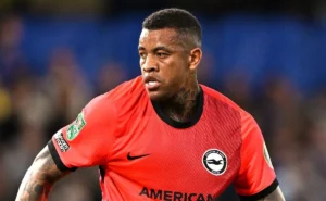 Palmeiras demonstra desinteresse em Igor Julio, zagueiro do Brighton, após oferta. Palmeiras demonstra desinteresse em Igor Julio, zagueiro do Brighton, após oferta.