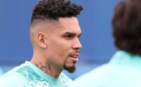 Palmeiras reconhece risco em possível contratação de Paulinho, afirma Anderson Barros: “Responsabilidade será nossa”
