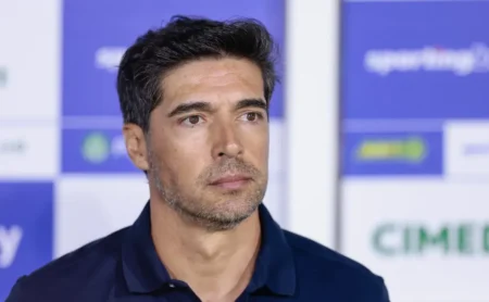 Palmeiras teme perdas de atletas na Data Fifa; Piquerez é a principal preocupação de Abel Ferreira