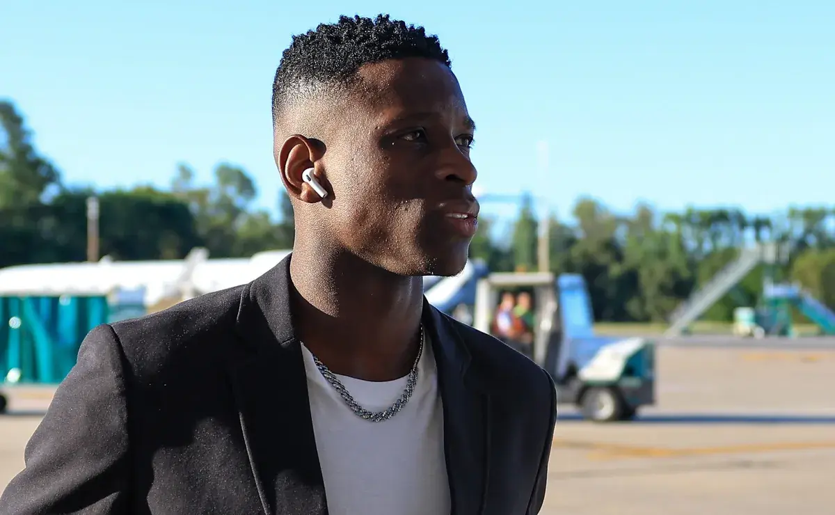 Palmeiras desiste e Flamengo se aproxima de Luiz Henrique, destaque da Seleção Brasileira e do Zenit