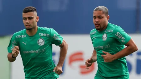 Palmeiras lidera o Cartola 2026: melhor em gols, assistências e finalizações; veja o raio-x