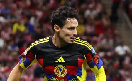 Palmeiras vislumbra reforços com venda de Raphael Veiga ao América-MEX