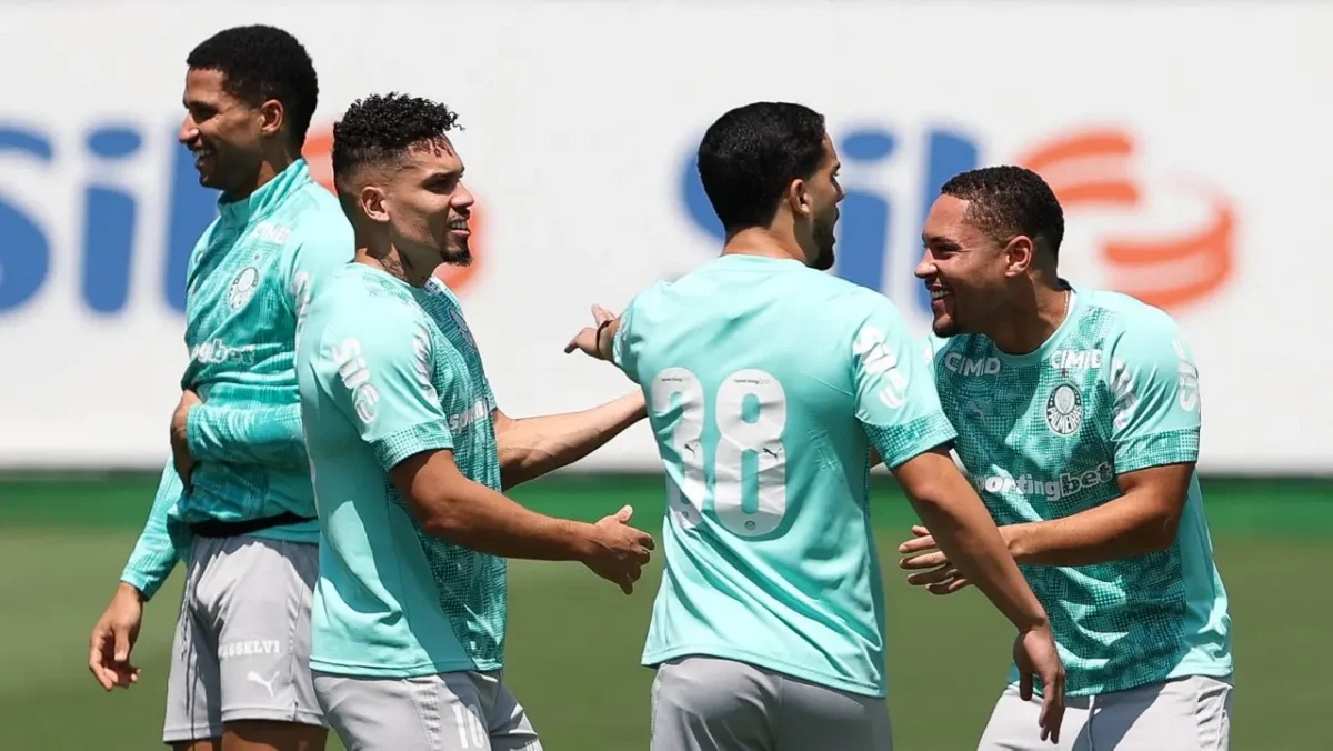 Palmeiras: Mauricio pode ser titular contra o Mirassol, com Murilo e Vitor Roque confirmados. Palmeiras: Mauricio pode ser titular contra o Mirassol, com Murilo e Vitor Roque confirmados.