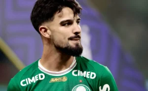 Palmeiras rejeita propostas europeias por Flaco López; Leila Pereira confirma permanência do atacante Palmeiras rejeita propostas europeias por Flaco López; Leila Pereira confirma permanência do atacante