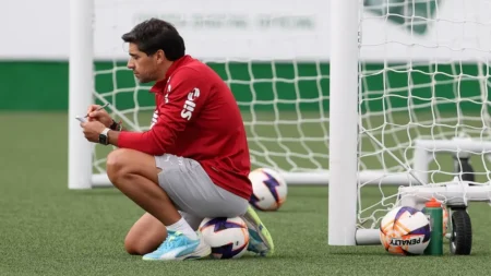 Palmeiras encerra janela de reforços com dois novos jogadores e investimento de quase R$ 190 milhões; veja o elenco atualizado