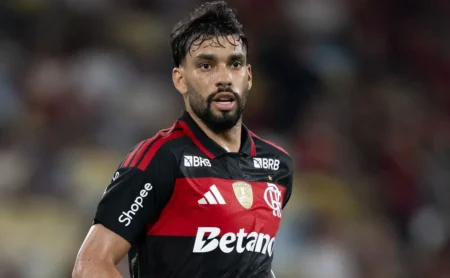 Paquetá aprimora estratégia tática e Leonardo Jardim detalha plano para o sucesso: “é o jogo dele”