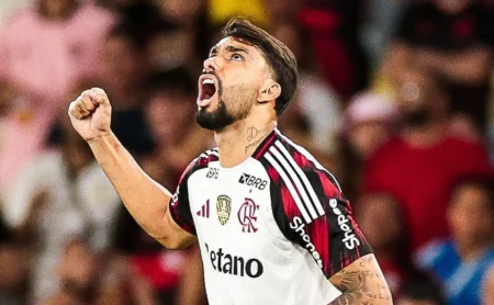Paquetá marca logo no início, VAR confirma vantagem do Flamengo sobre o Madureira Paquetá marca logo no início, VAR confirma vantagem do Flamengo sobre o Madureira