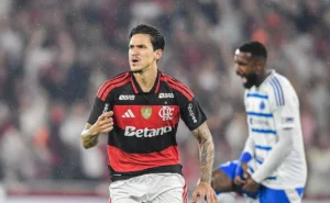 Pedro expõe reviravolta com Jardim, compara com Filipe Luís e envia mensagem sobre reencontro com Gerson