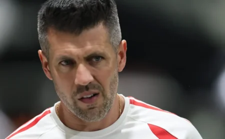 Pezzolano analisa fase de Bernabei após nova derrota do Internacional: “Sofre defensivamente”