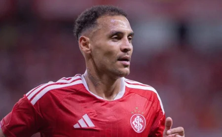Pezzolano aposta em Alan Patrick como protagonista após derrota do Inter no Gre-Nal
