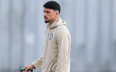 Piquerez se manifesta após lesão na Seleção Uruguaia e agradece apoio dos torcedores: “A vida tem dessas”