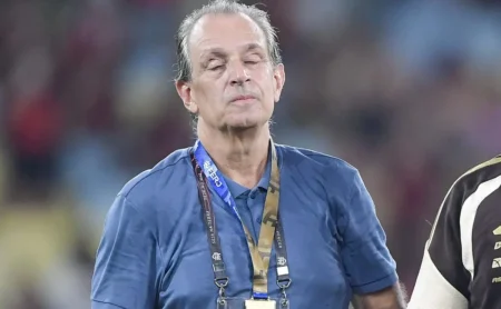 Presidente do Flamengo celebra título do Carioca e expõe clima tenso no clube