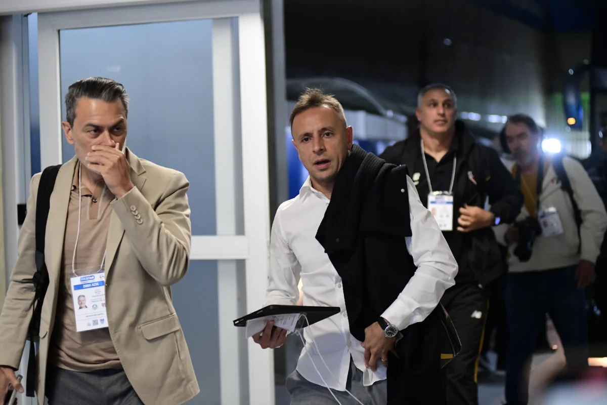 Rafinha aposta em Roger Machado para o São Paulo: "Estamos no caminho certo"