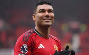 Rafinha busca Casemiro, mas volante não deseja retorno imediato ao São Paulo