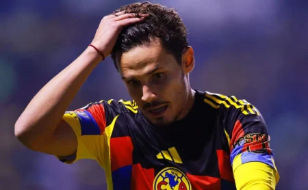 Raphael Veiga enfrenta críticas no México e situação comove torcedores do Palmeiras: “O triste fim”