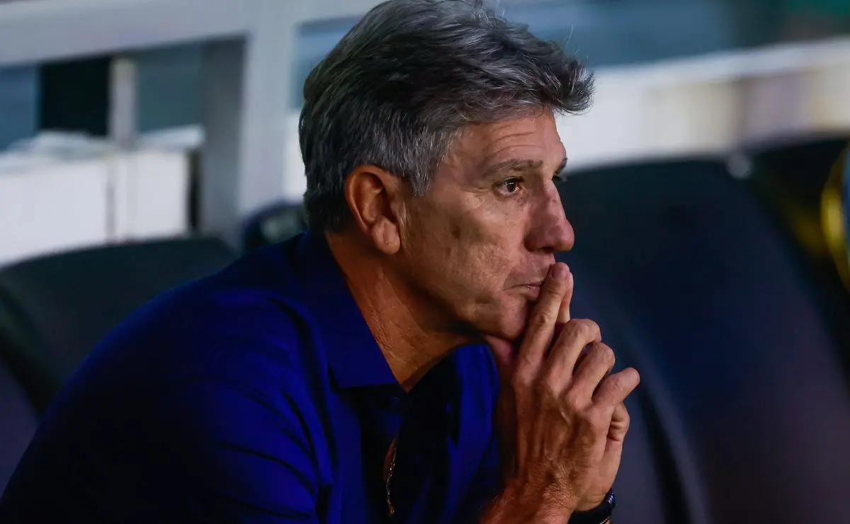 Renato Gaúcho analisa proposta do Vasco e prepara contraproposta para contrato até 2026 Renato Gaúcho analisa proposta do Vasco e prepara contraproposta para contrato até 2026