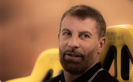 Renato Gaúcho dispensa reforços solicitados por Pedrinho e aposta na recuperação do elenco do Vasco