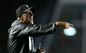 Renato Gaúcho detalha trabalho psicológico crucial realizado no Vasco