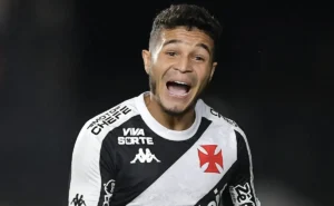 Renato Gaúcho prioriza recuperação de jogadores e adia reforços no Vasco