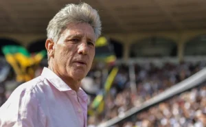 Renato Gaúcho ressalta evolução do Vasco desde sua chegada: “Readquiriu confiança”