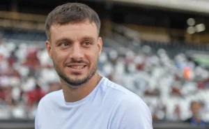 Representante de Martín Anselmi nega acordo com o Botafogo e insiste no valor integral da multa