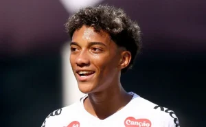 Robinho Júnior é vetado no Santos e renovação está em risco após perder espaço com Vojvoda