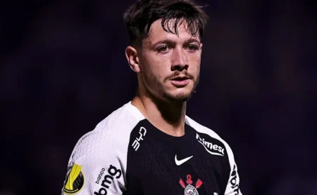 Rodrigo Garro almeja liderança e alerta para duelo contra o Coritiba: “Jogo crucial” Rodrigo Garro almeja liderança e alerta para duelo contra o Coritiba: “Jogo crucial”