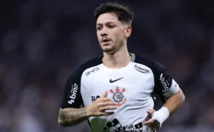 Rodrigo Garro, do Corinthians, novamente na mira do Racing após lesão de Valentín Carboni