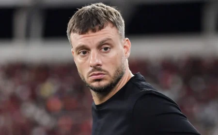 Santi Rodríguez aposta em Anselmi para o crescimento do Botafogo: “Vamos dar o nosso máximo”