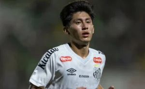 Santos avança em negociações com Miguelito e aguarda retorno após proposta. Santos avança em negociações com Miguelito e aguarda retorno após proposta.