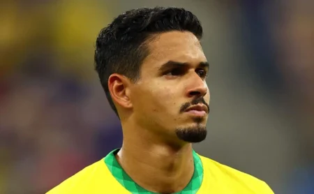 Santos avança em negociação com Lucas Veríssimo e oferece R$ 20 milhões ao Al-Duhail